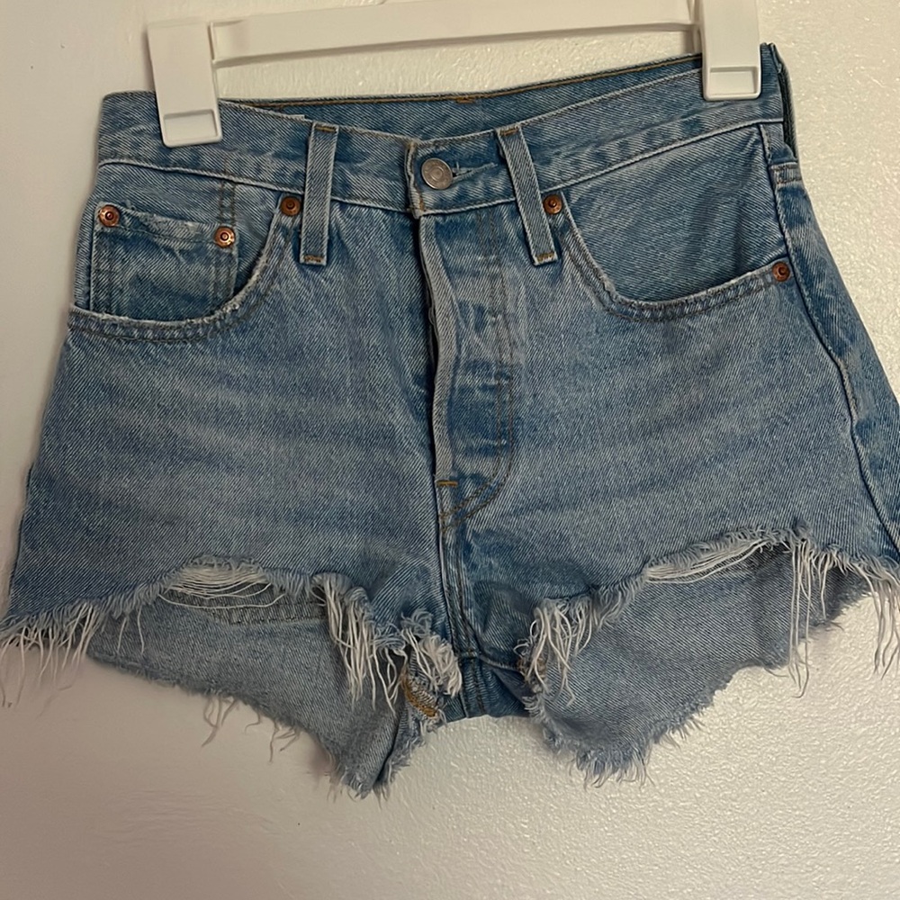 Women's Levi 501 Shorts